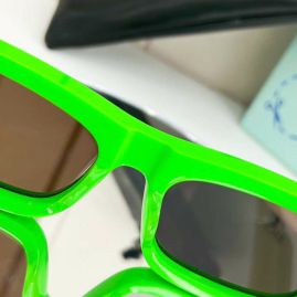 Picture of OFF White Sunglasses _SKUfw46546450fw